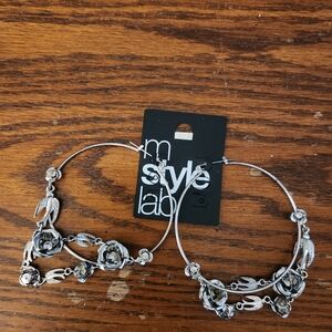 Mstylelab Silver Floral Hoop Earrings